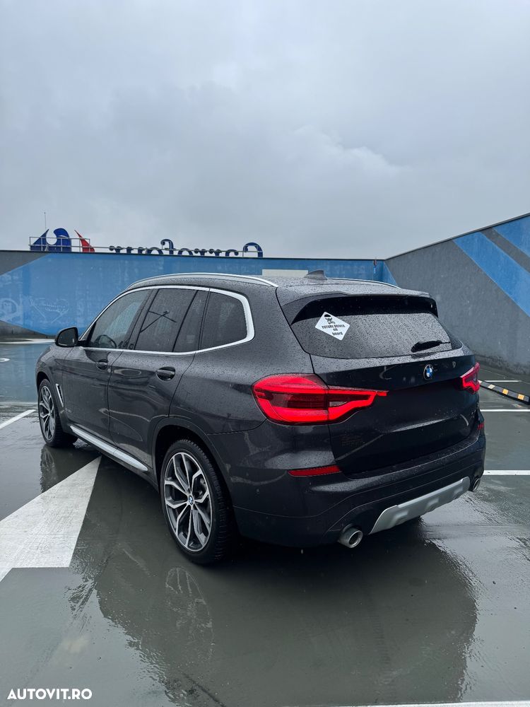 BMW X3 xDrive20d AT xLine - 17