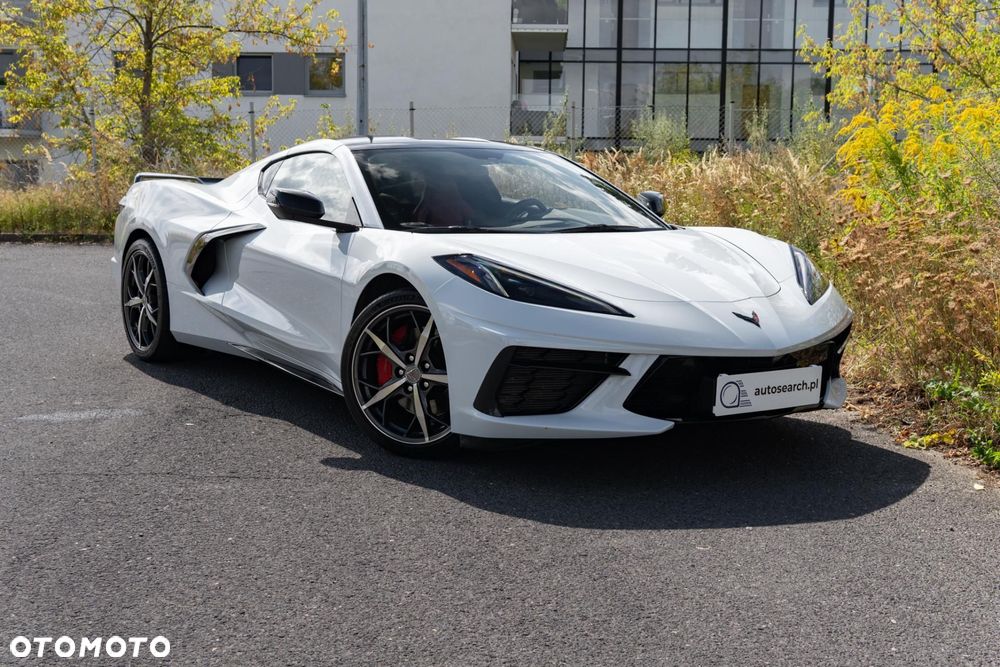 Chevrolet Corvette - 4