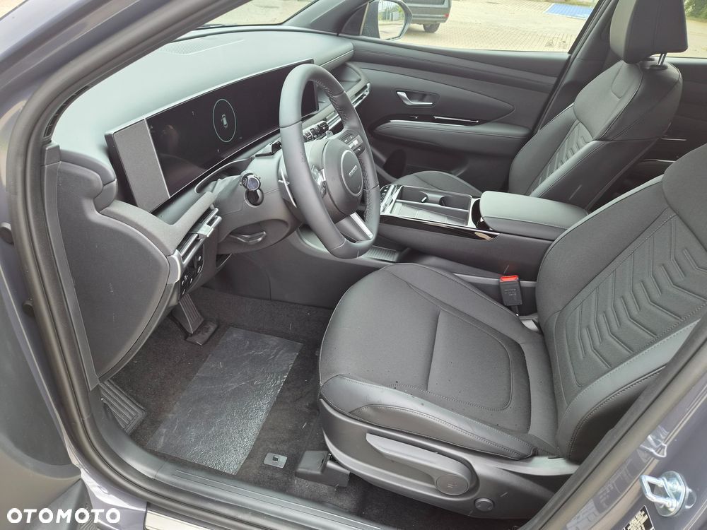 Hyundai Tucson 1.6 T-GDi HEV Smart Black 2WD - 11