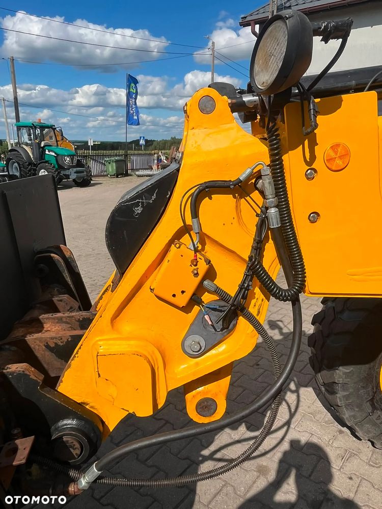 JCB TM220 FM - 24