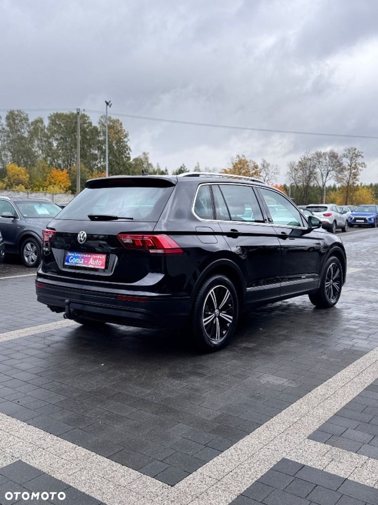 Volkswagen Tiguan - 6