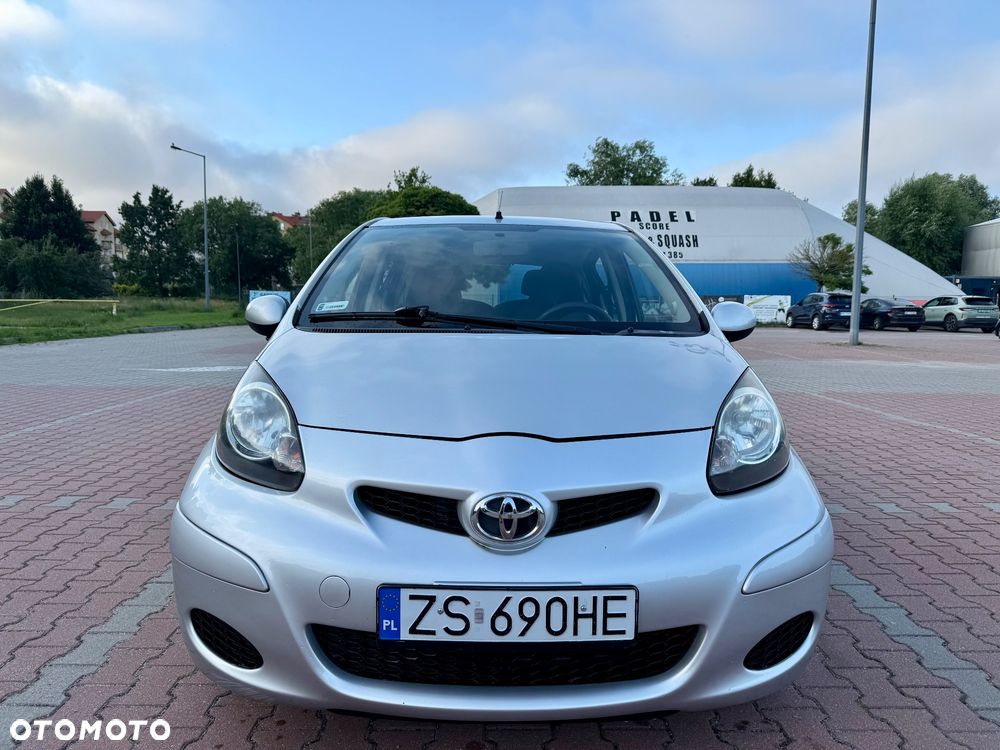 Toyota Aygo 1.0 VVT-i Luna MM A/C - 12