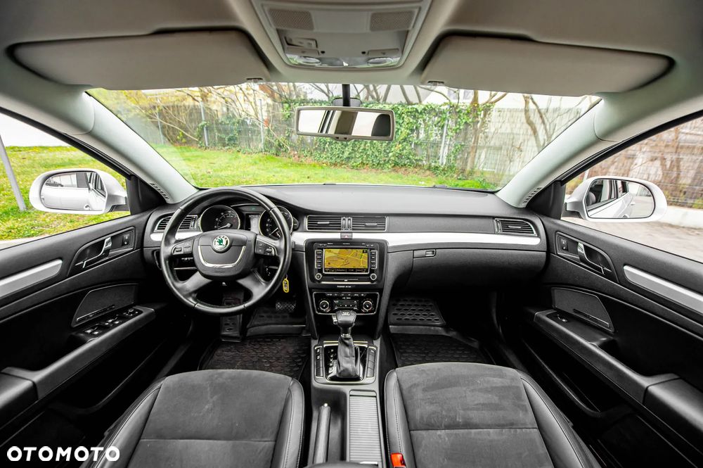 Skoda Superb 3.6 FSI 4x4 Elegance DSG - 30