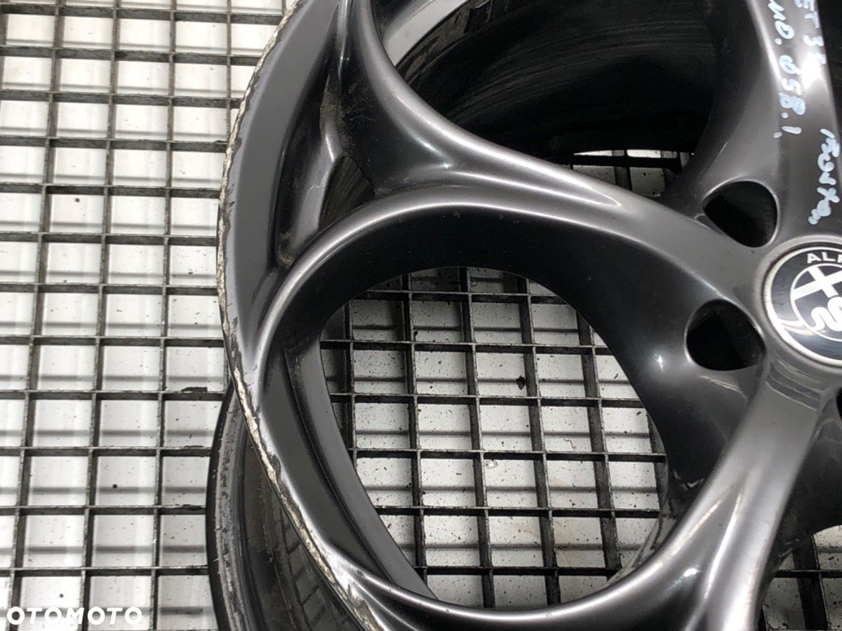 FELGA ALUMINIOWA 19 9J 5X110 ET33 ŚRODEK CENTR. 58.1 - 1477.00 PLN - ALFA ROMEO GIULIA (952_) 2015 - 5