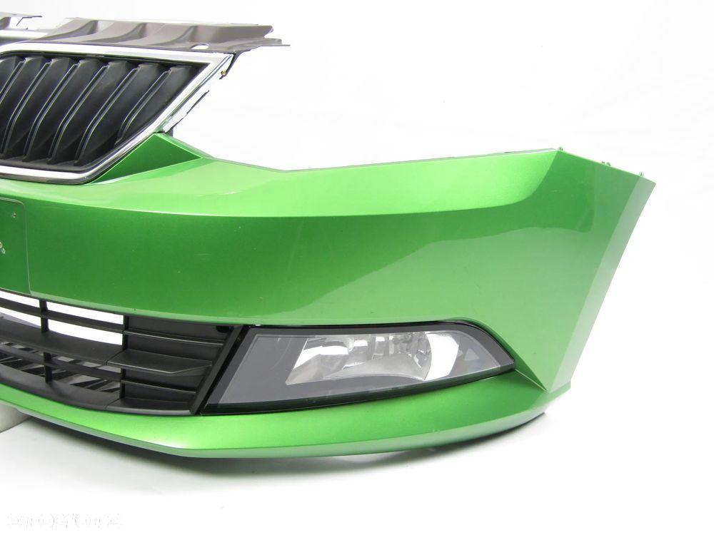 Zderzak przedni Skoda Fabia 6V 15 - 18 Lakier LF6Z - 12