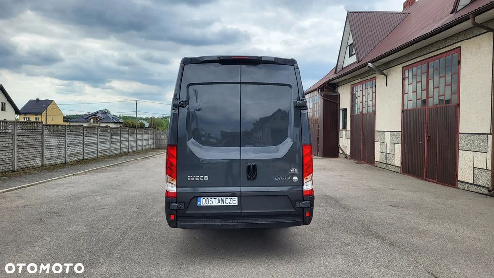 Iveco Daily 35S180 / doka / auto brygadowe / 7 osobowe / - 6
