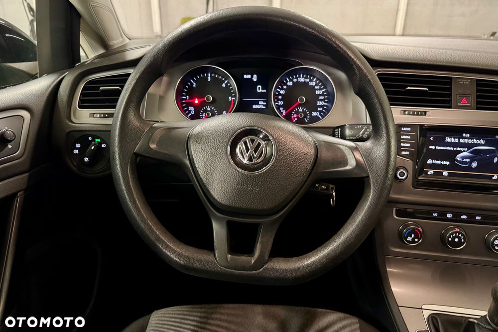 Volkswagen Golf - 20