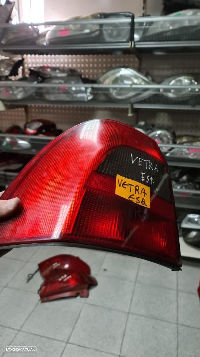 FAROLIM ESQ. OPEL VECTRA - 1