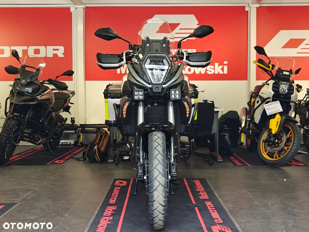 QJMOTOR SRT 600SX - 17