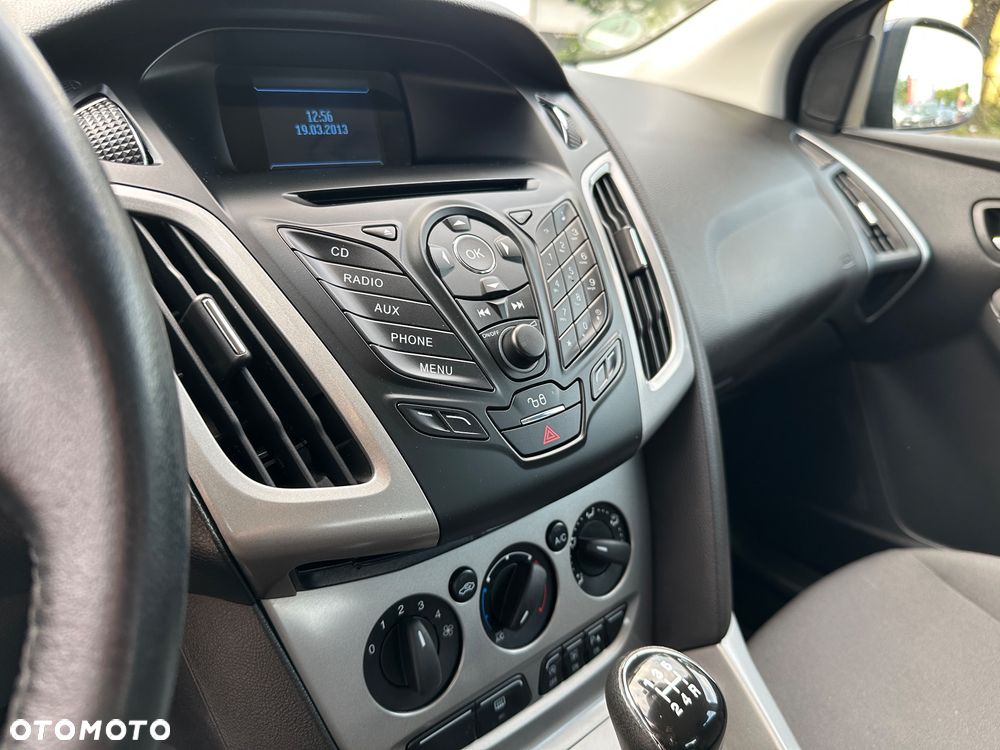 Ford Focus 1.0 EcoBoost Start-Stopp-System Champions Edition - 18