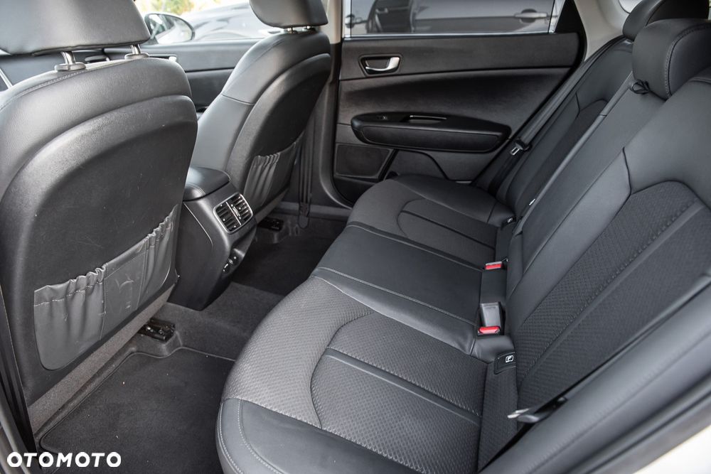 Kia Optima Sportagon 1.6 T-GDI DCT OPF GT Line - 29