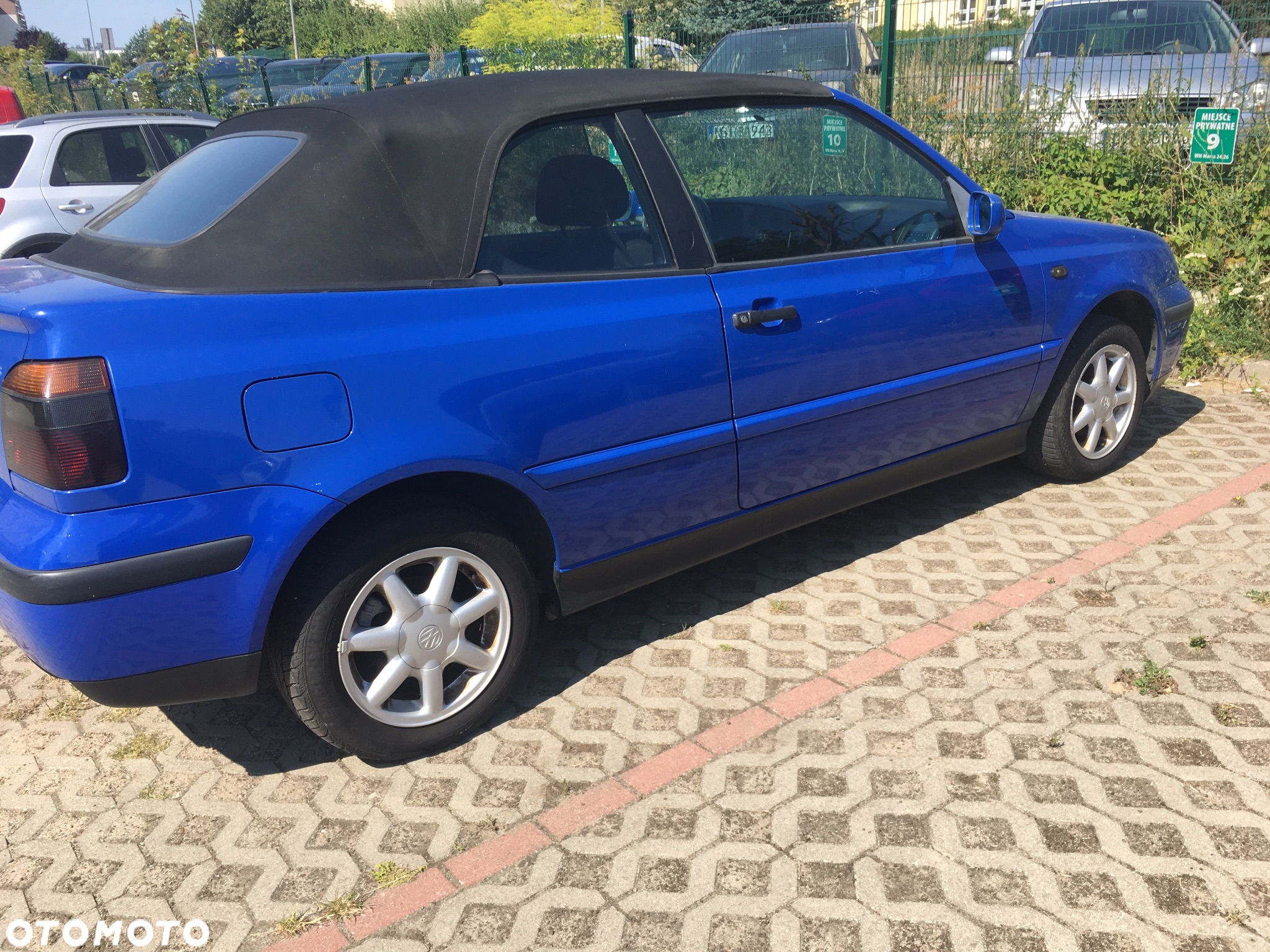 Volkswagen Golf - 28