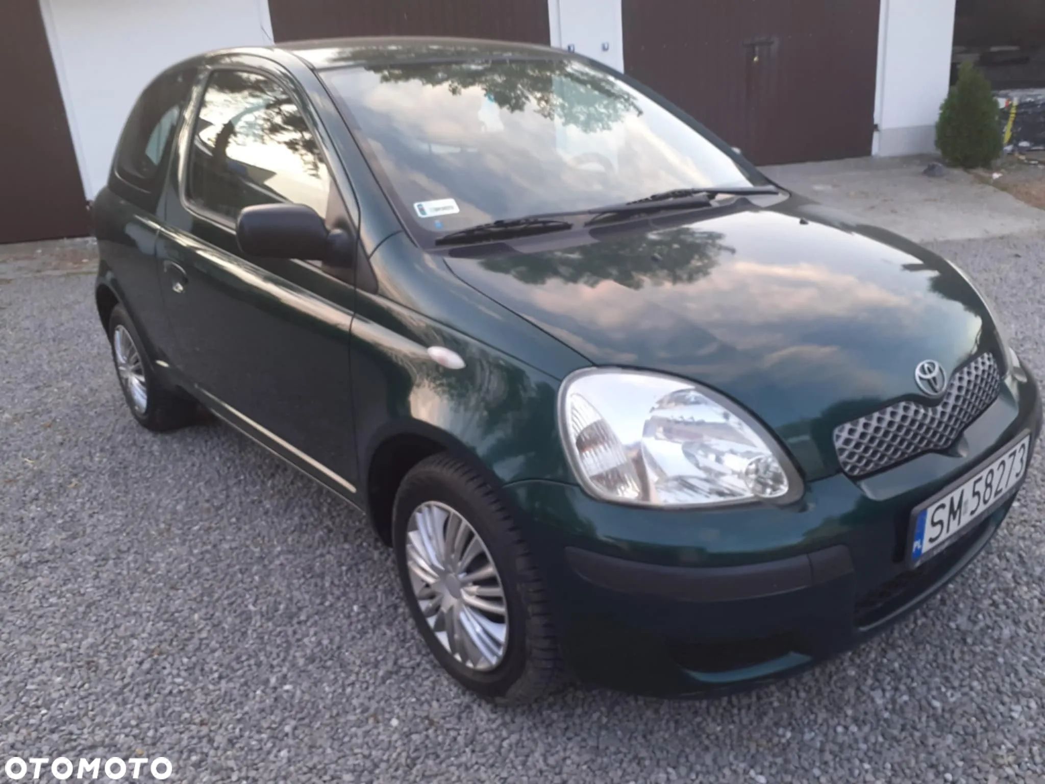 Toyota Yaris - 1