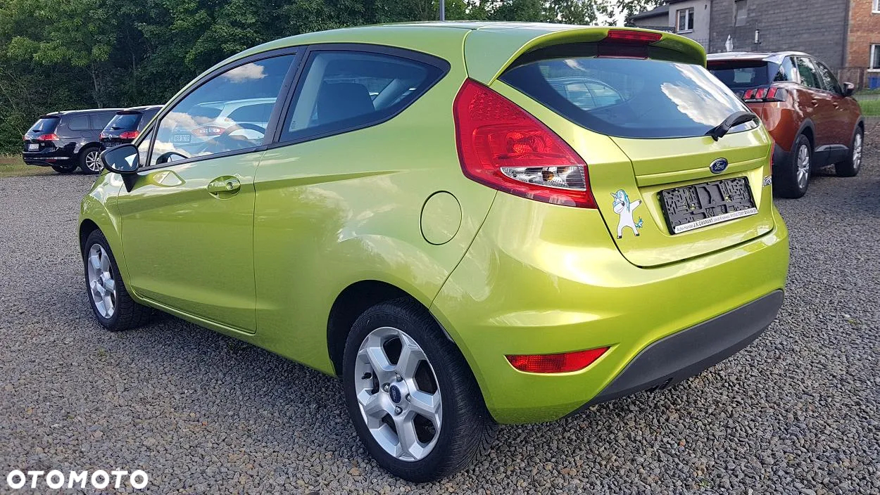 Ford Fiesta 1.25 Ambiente - 8