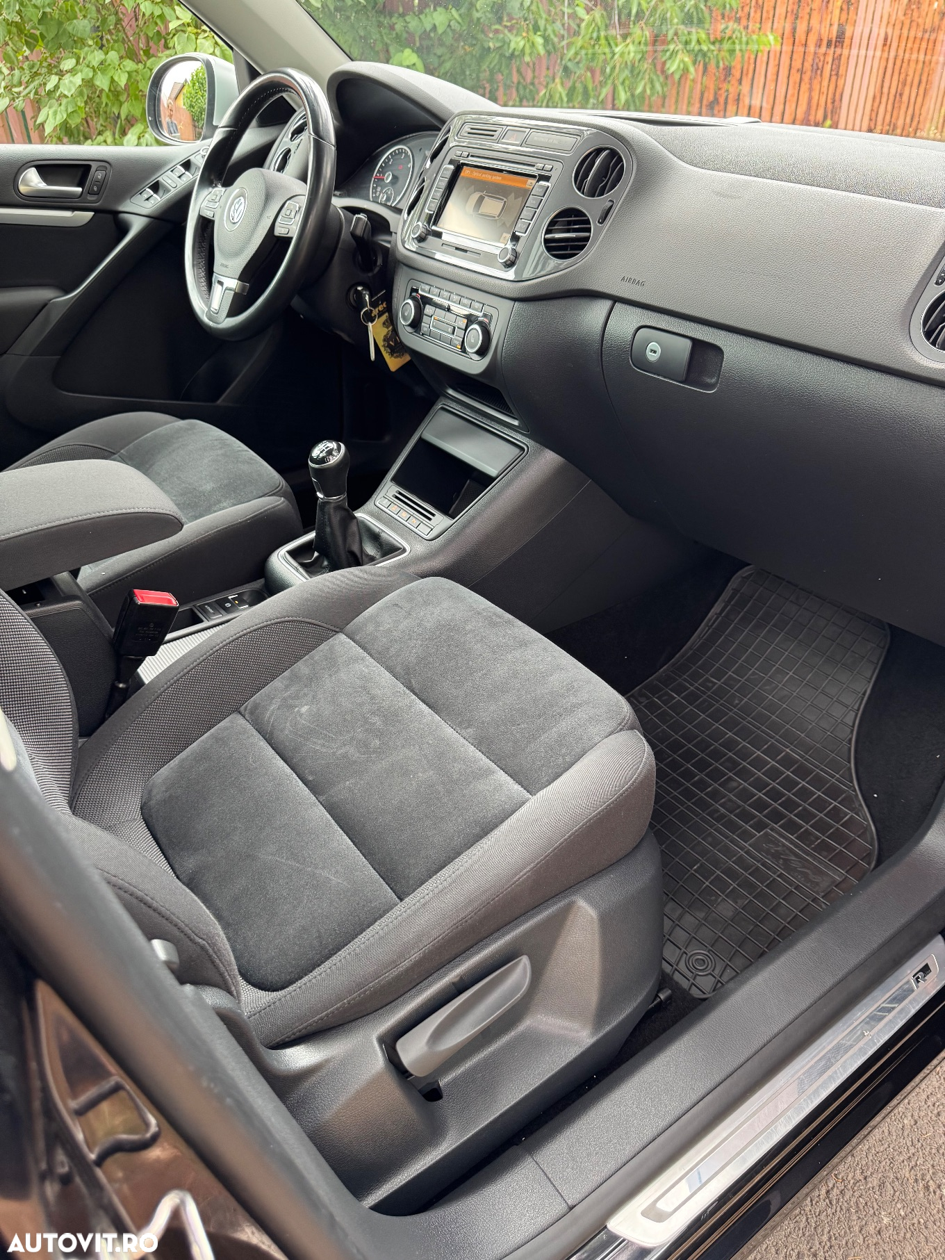 Volkswagen Tiguan 2.0 TDI DPF BlueMotion Technology Cup Sport & Style - 11