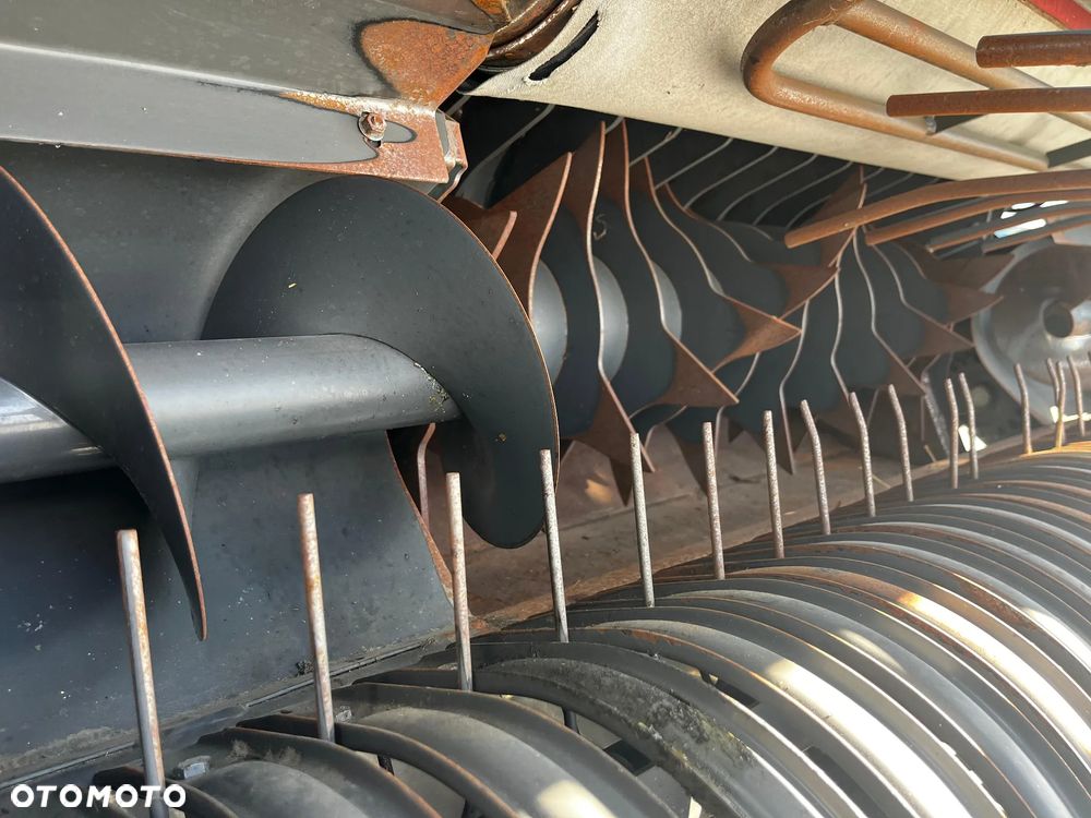 Claas VARIANT 350 - 13