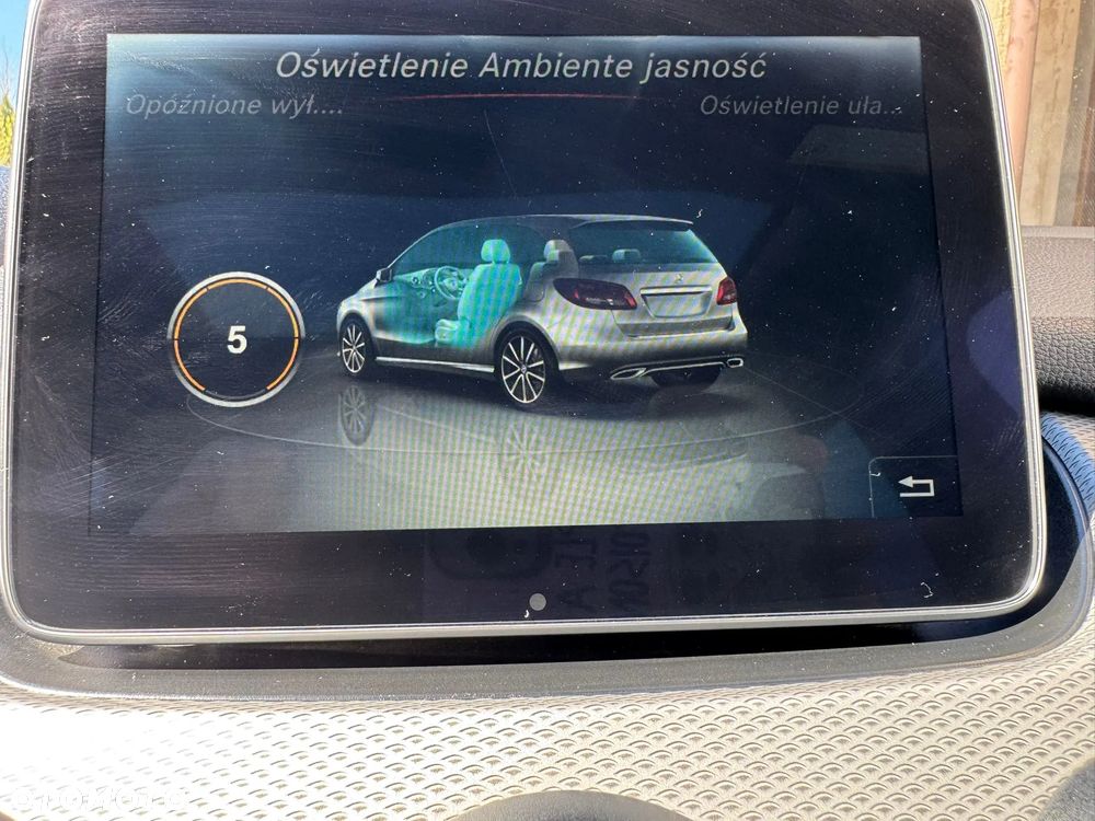 Mercedes-Benz Klasa B 250 4Matic 7G-DCT UrbanStyle Edition - 21