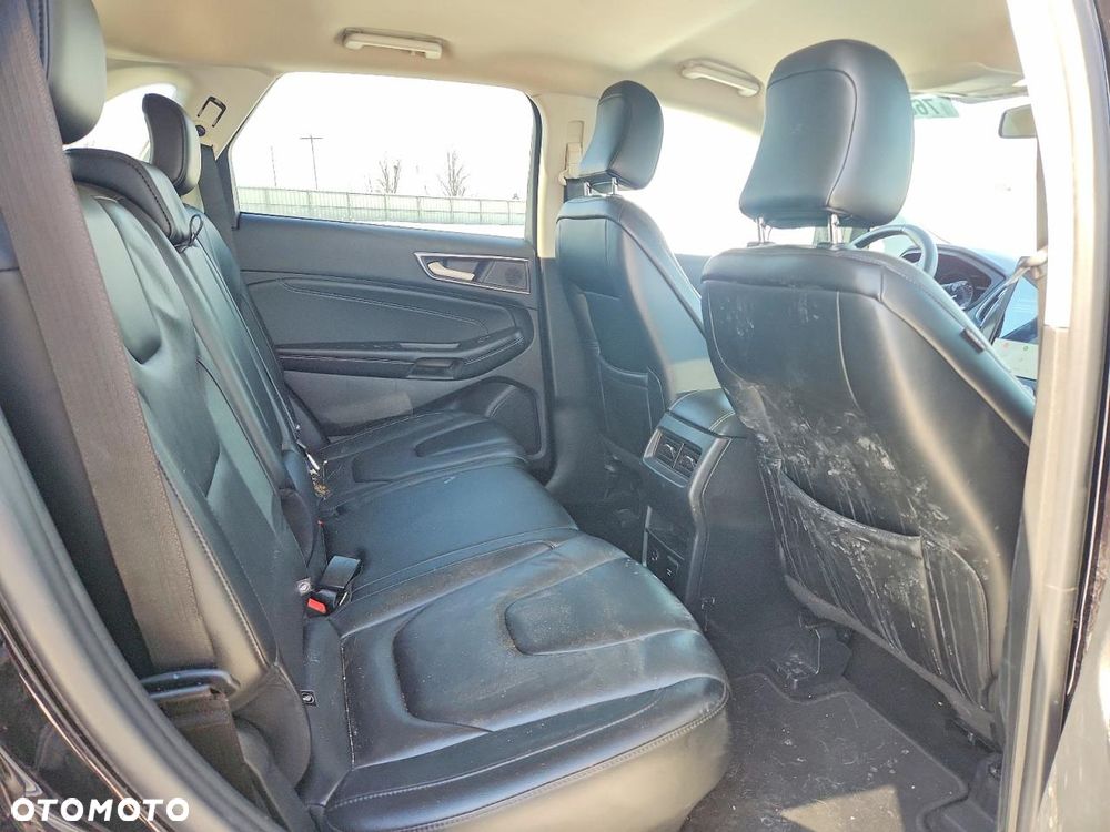 Ford Edge - 12