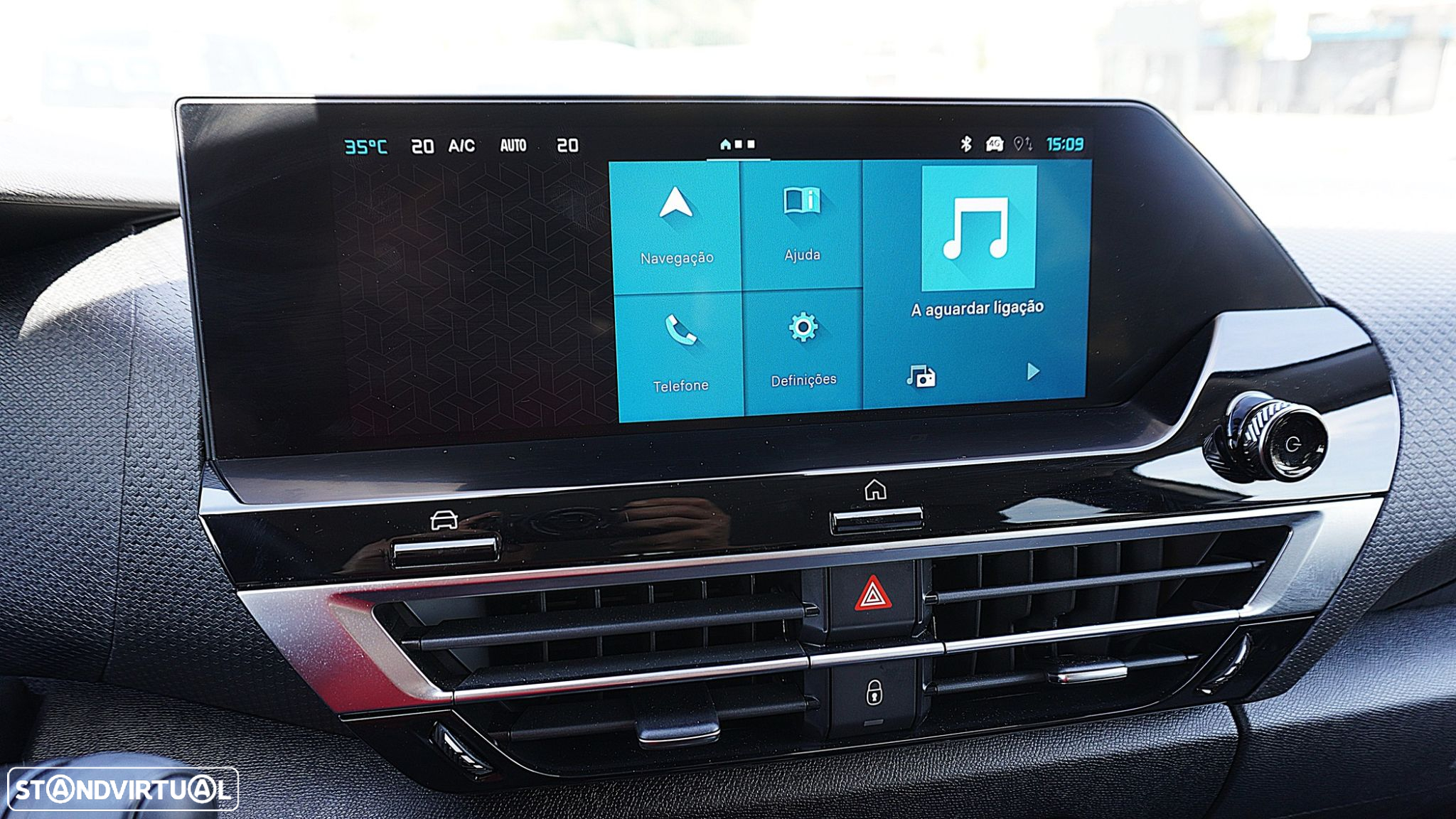 Citroën C4 1.2 PureTech Shine EAT8 - 35