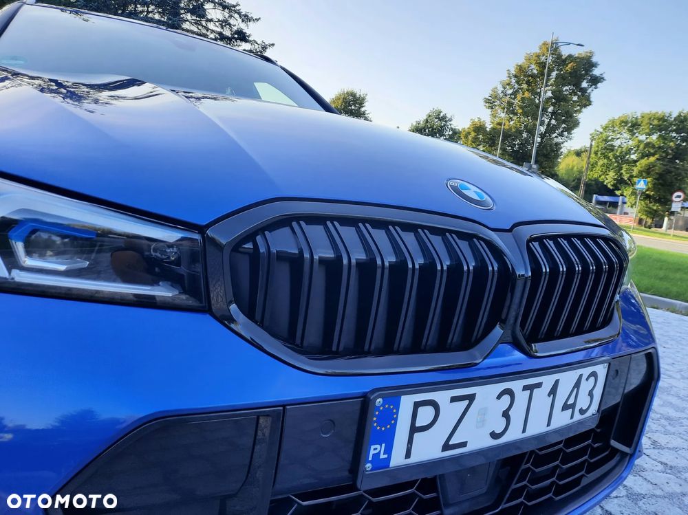 BMW Seria 3 320d xDrive M Sport sport - 13