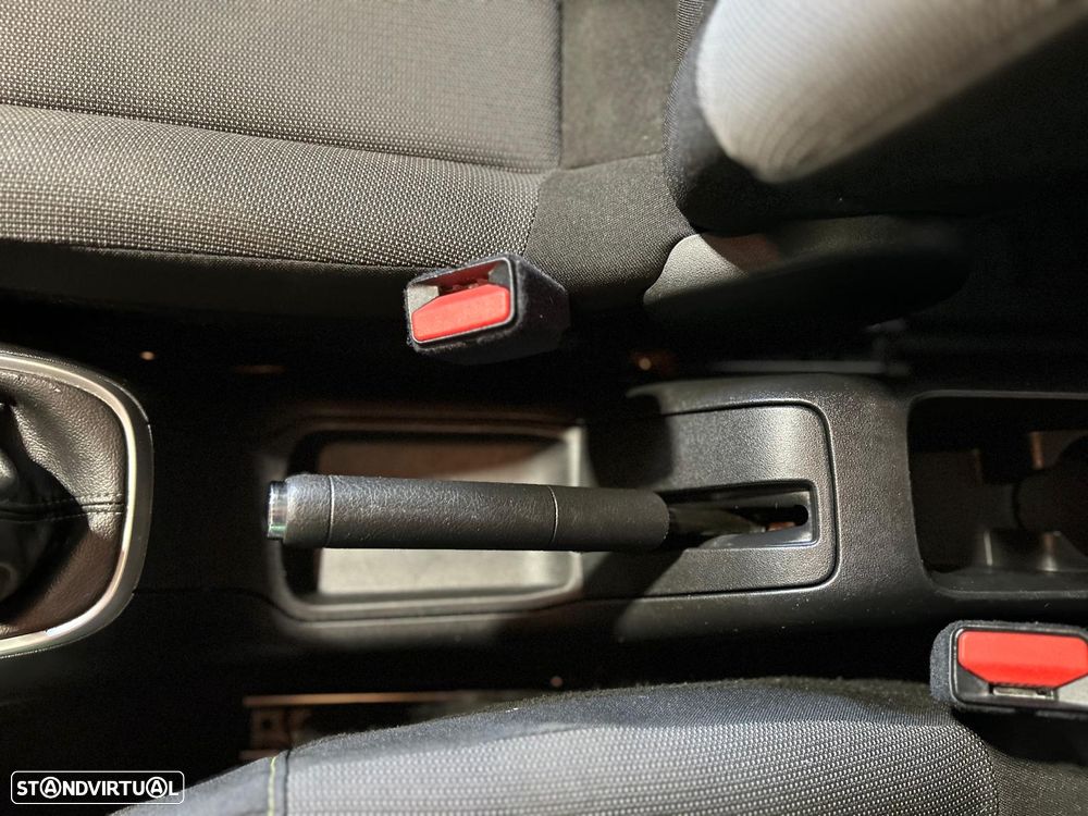 Citroën C3 Pure Tech S&S Shine - 25