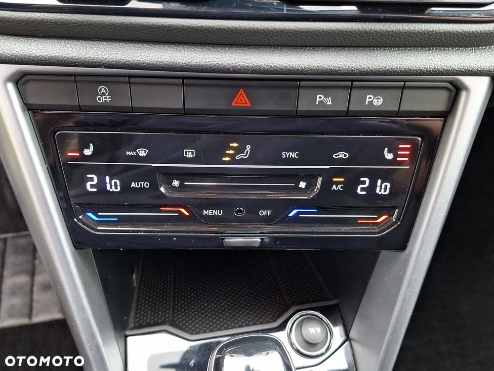 Volkswagen T-Roc 1.5 TSI Life DSG - 26
