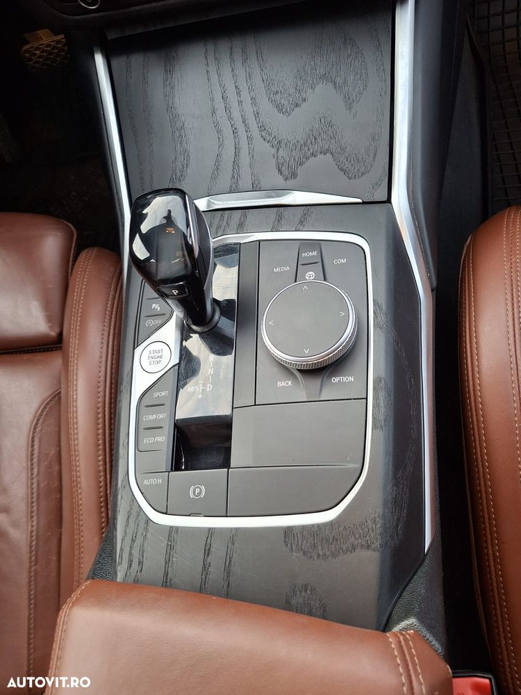 BMW Seria 3 318i AT - 13