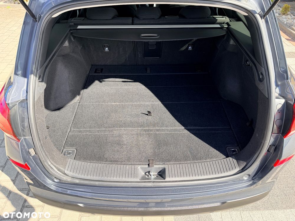 Hyundai i30 1.5 T-GDI 48V Comfort DCT - 9