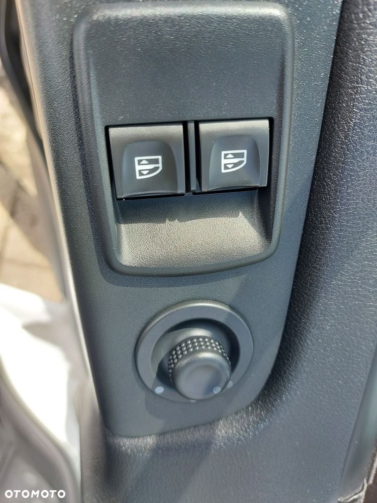 Renault Trafic - 21