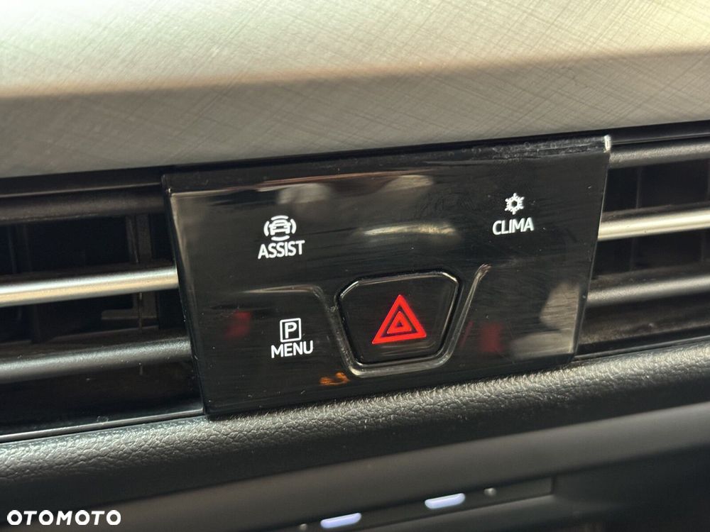 Volkswagen Golf Variant - 34