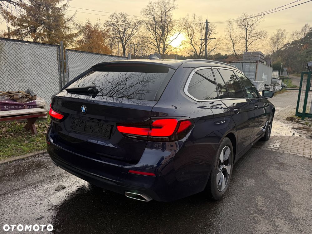 BMW Seria 5 520d Efficient Dynamics - 3