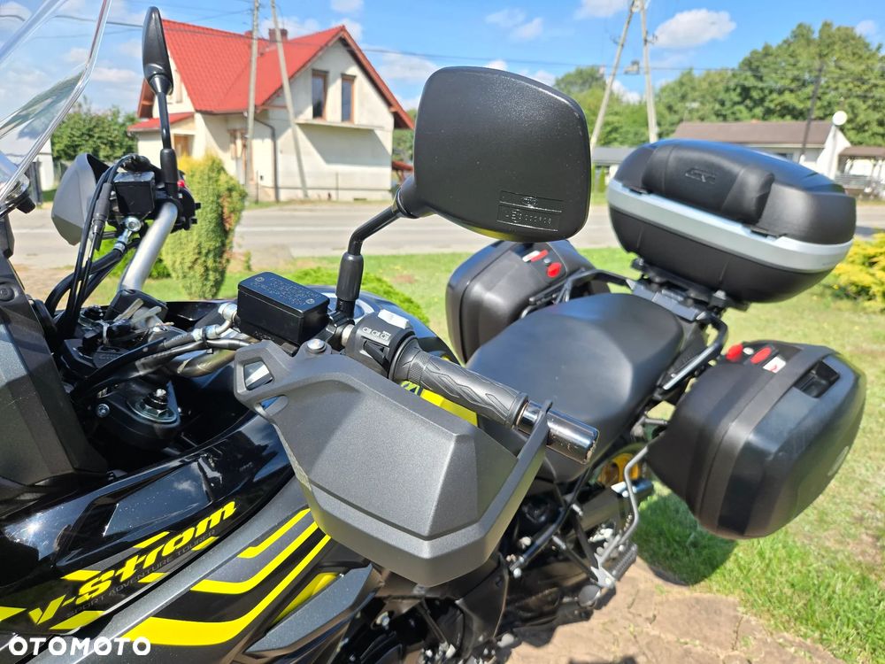 Suzuki V-STROM - 27