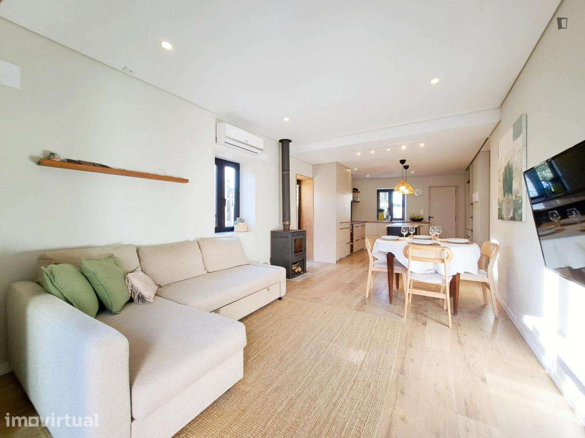 Apartamento com 1 quartos - localizado em São Félix da Marinha Porto - Grande imagem: 2/40