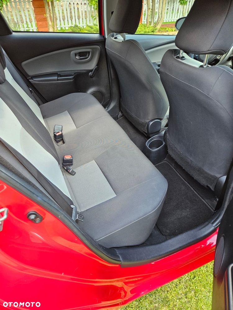 Toyota Yaris 1.0 VVT-i - 31