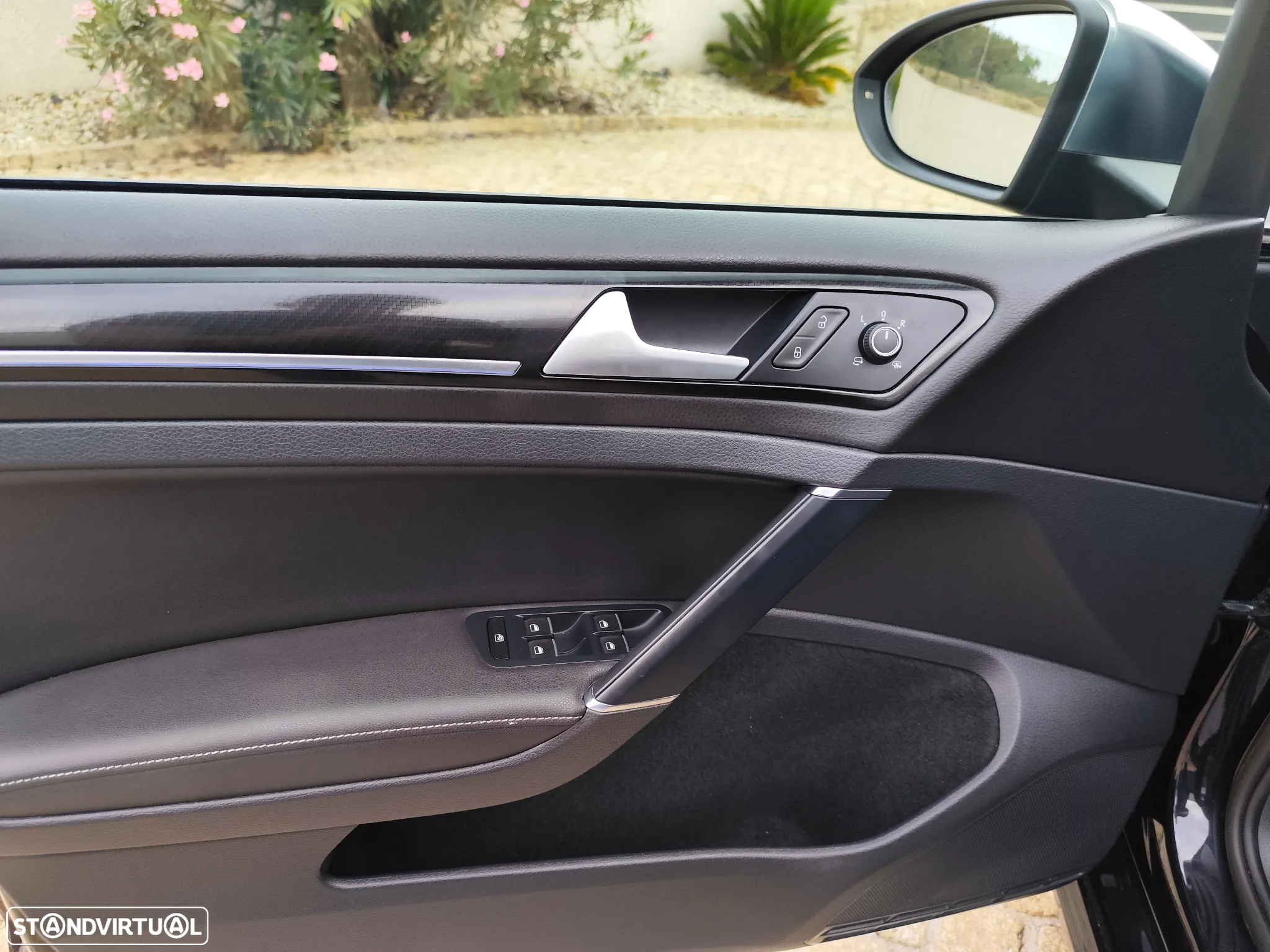 VW Golf 2.0 TSi R DSG - 17
