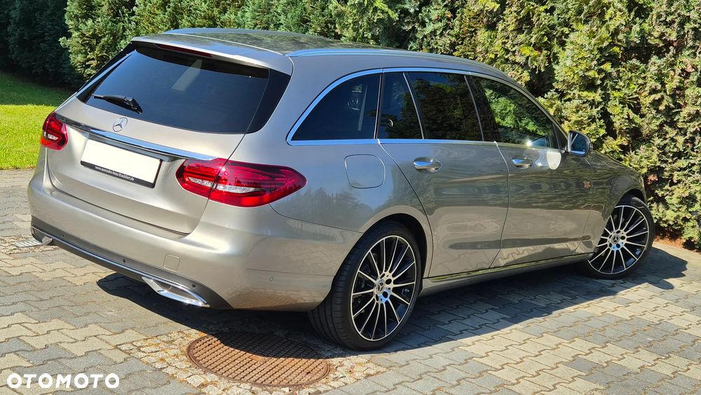 Mercedes-Benz Klasa C 300 d 9G-TRONIC Avantgarde - 11