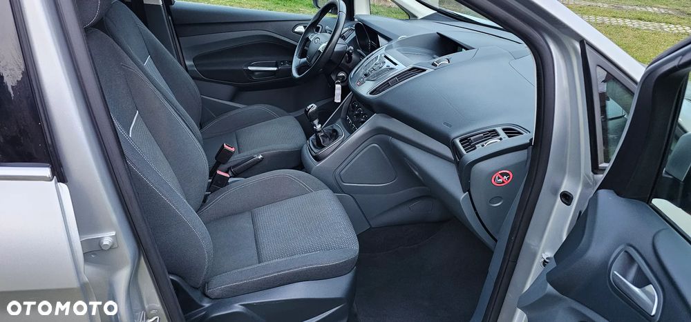 Ford C-MAX - 11