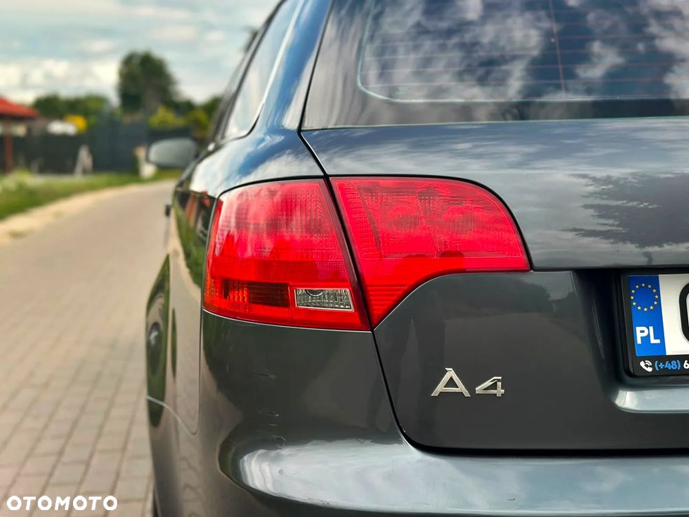 Audi A4 Avant - 8