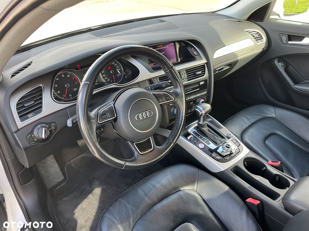 Audi A4 Limousine 2.0 TFSI quattro S tronic S line Sportpaket - 14