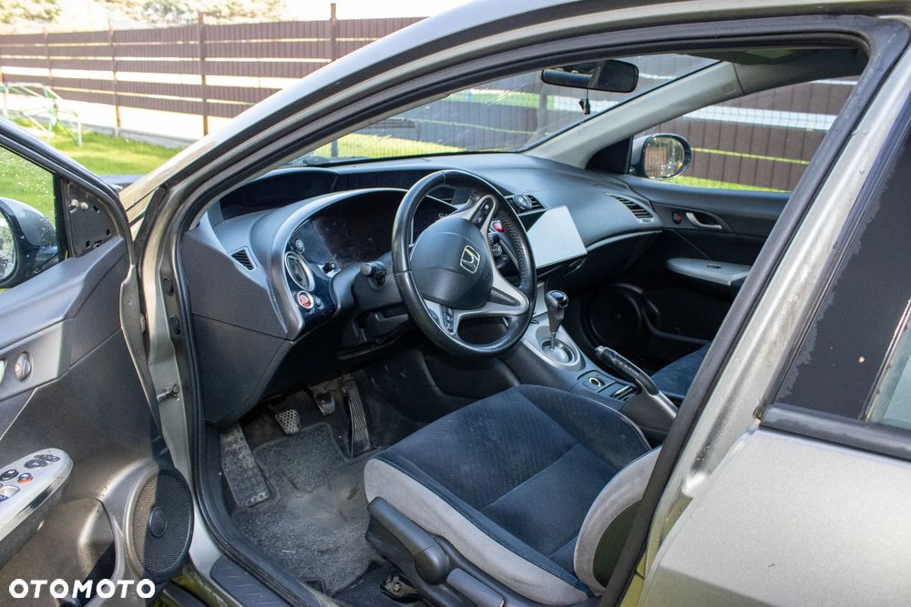 Honda Civic 1.8i-VTEC Comfort - 11