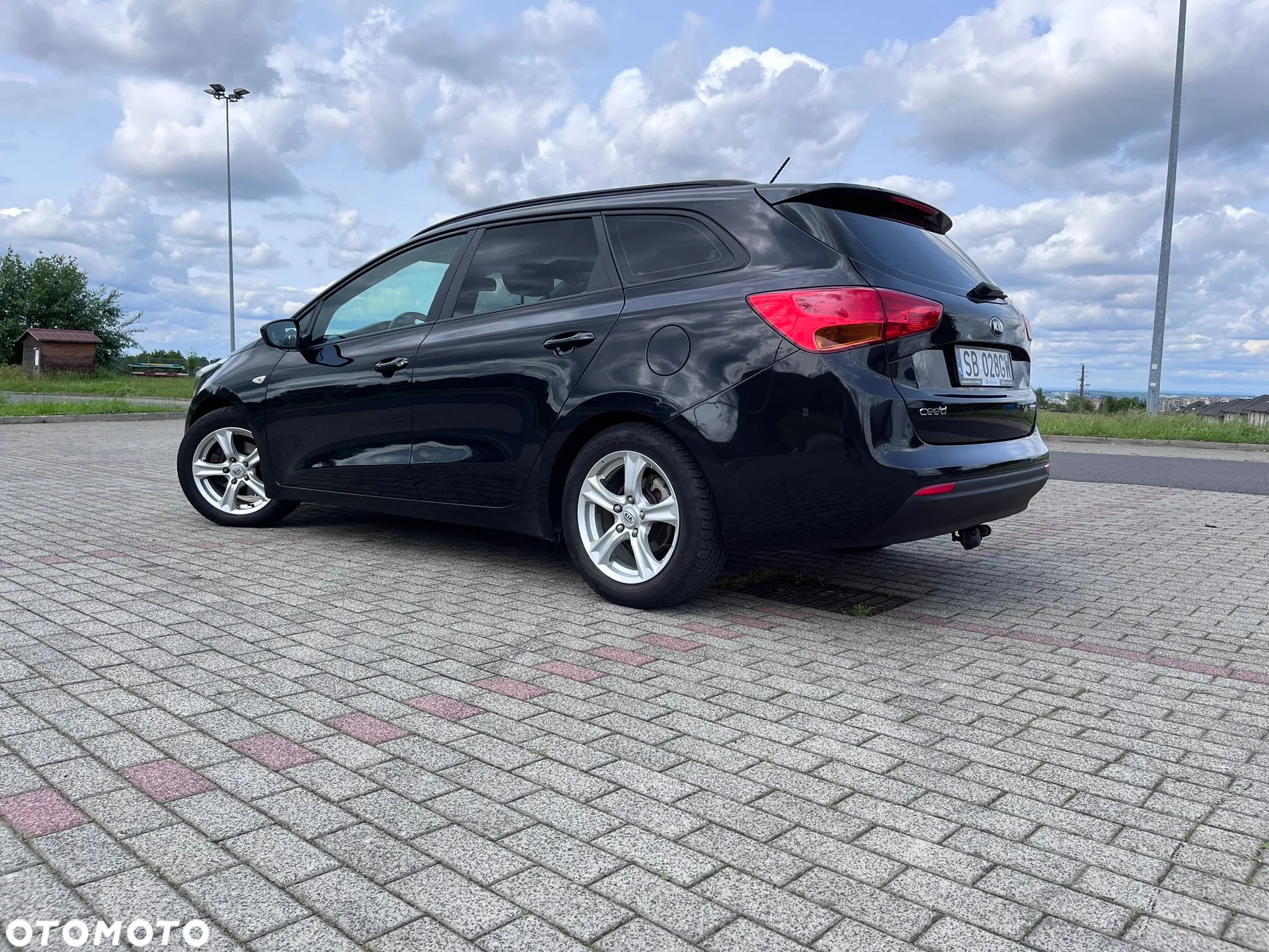 Kia Ceed 1.6 GDI Dream-Team Edition - 15