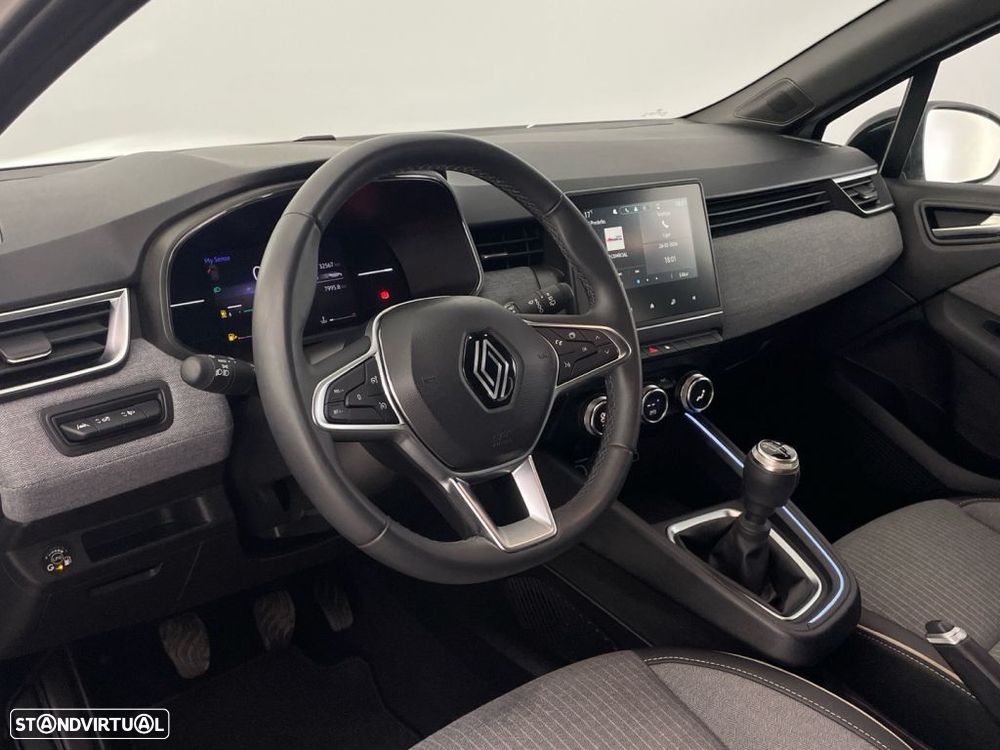 Renault Clio 1.0 TCe Techno Bi-Fuel - 16