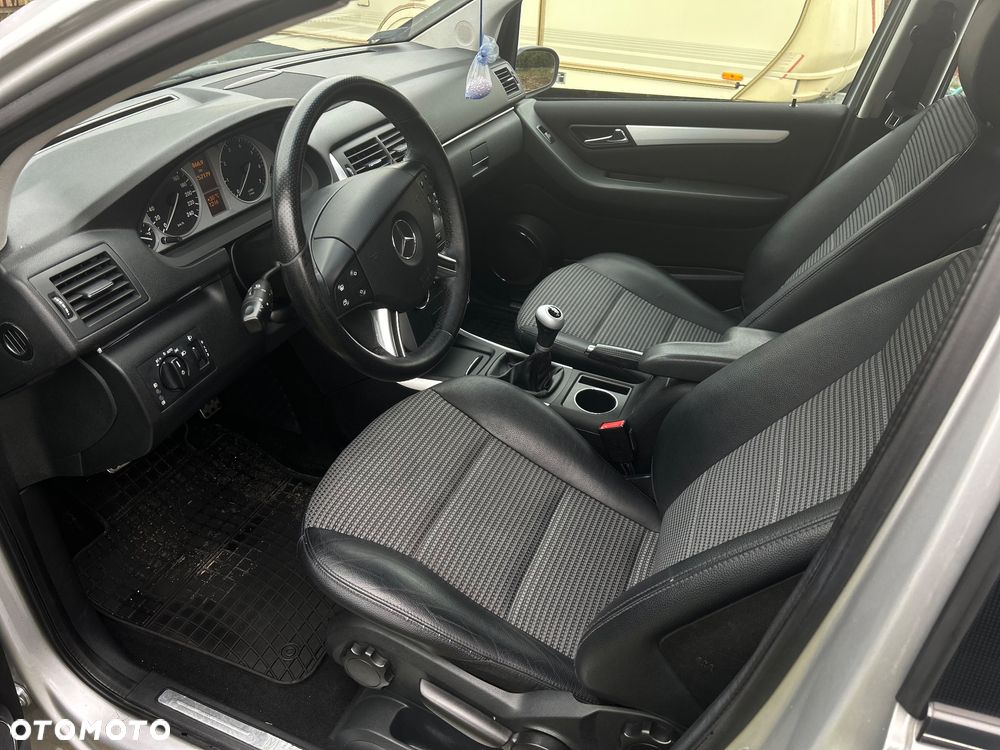 Mercedes-Benz Klasa B 200 Special Edition - 5