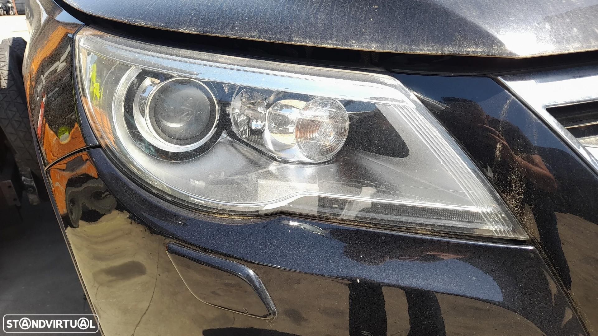Ótica / farol direita VOLKSWAGEN Tiguan (5N) - 1
