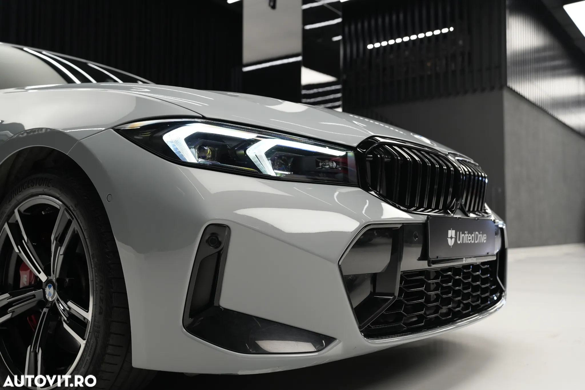 BMW Seria 3 320i xDrive AT - 35