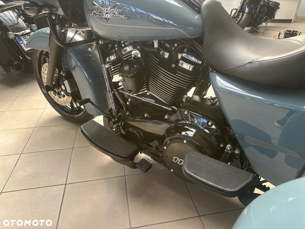 Harley-Davidson Tri Glide - 22