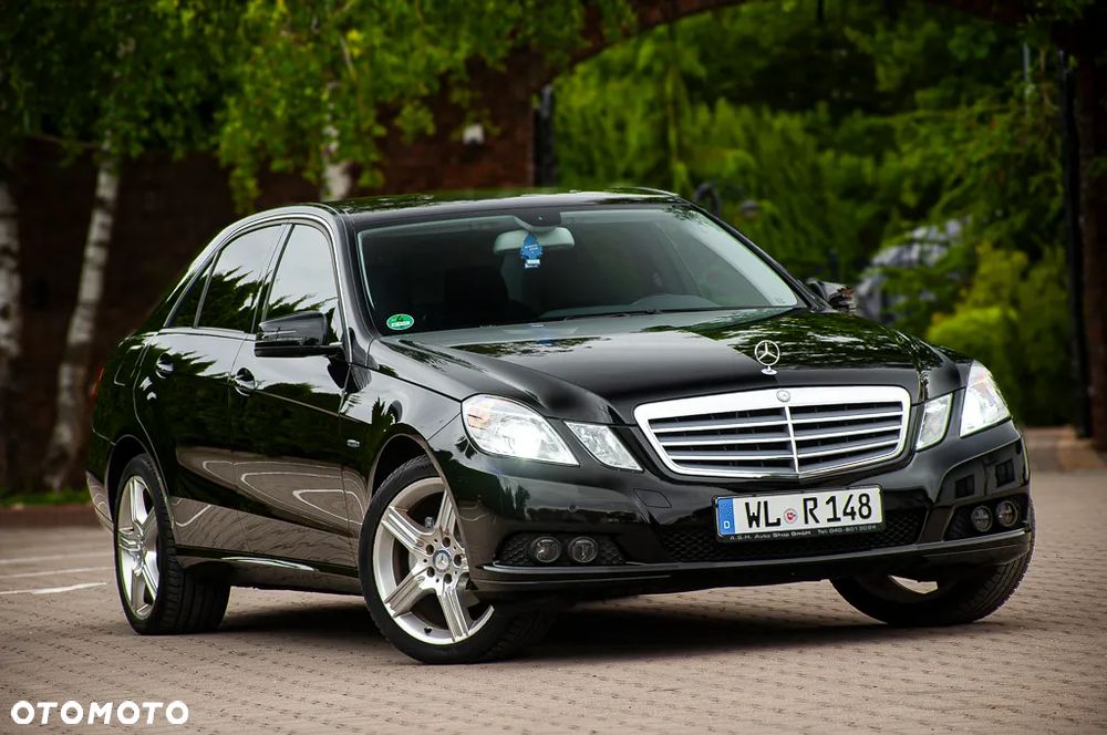 Mercedes-Benz Klasa E 200 BlueEFFICIENCY Elegance - 1