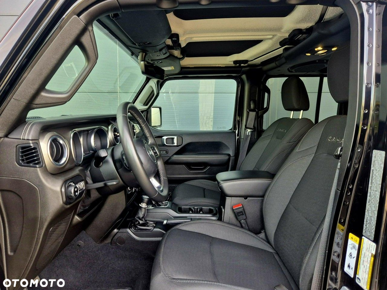 Jeep Wrangler - 4