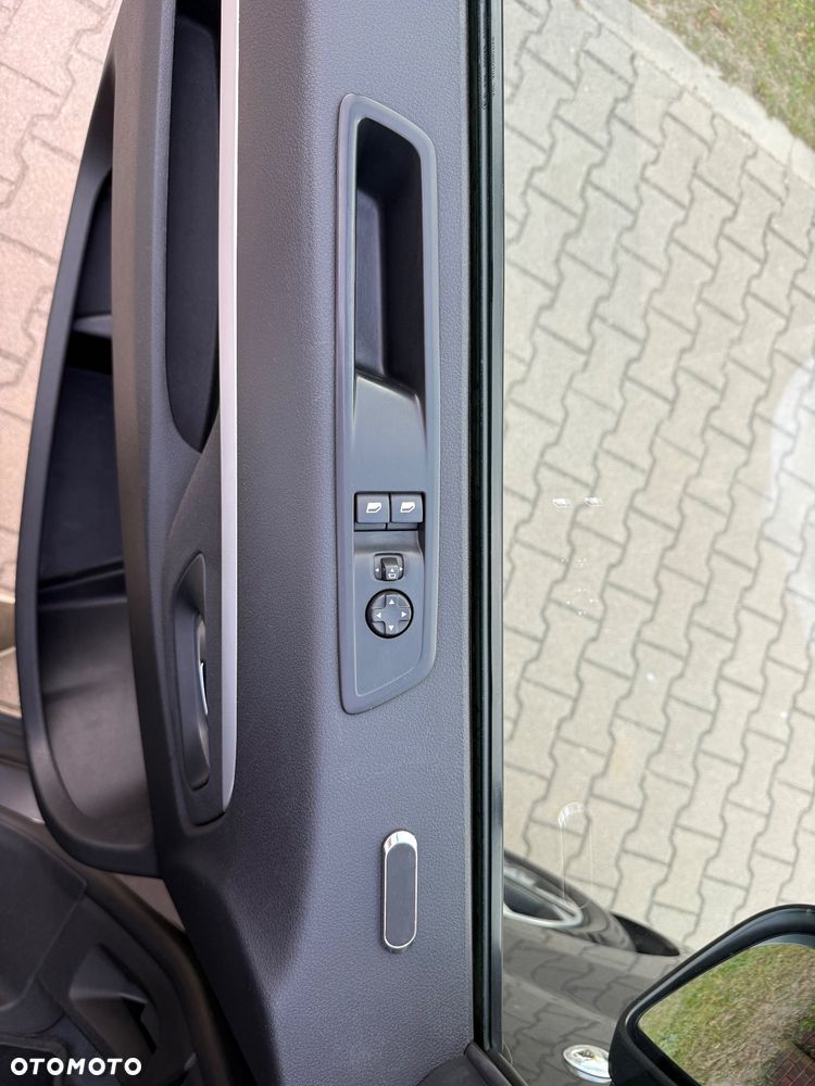 Opel VIVARO - 34