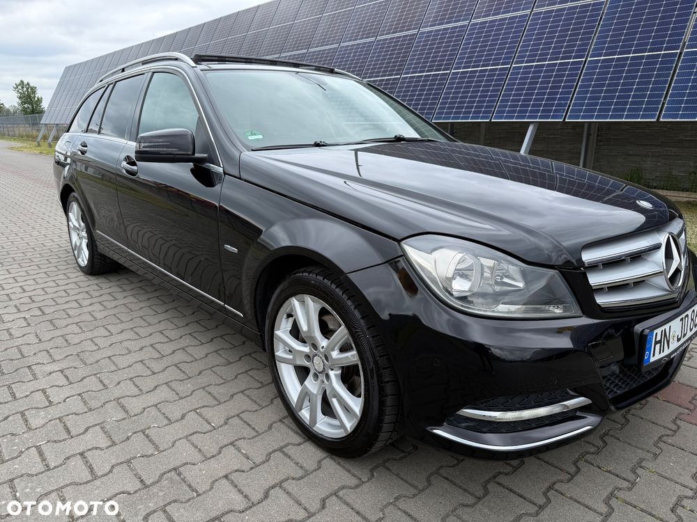 Mercedes-Benz Klasa C 220 CDI BlueEff 4-Matic Avantgarde - 2